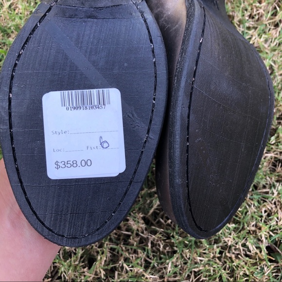 SOLD!Frye Addie Inside Zip Smoke Boots - Picture 6 of 11